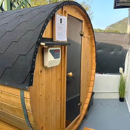 Room, La Parenthese Тулон